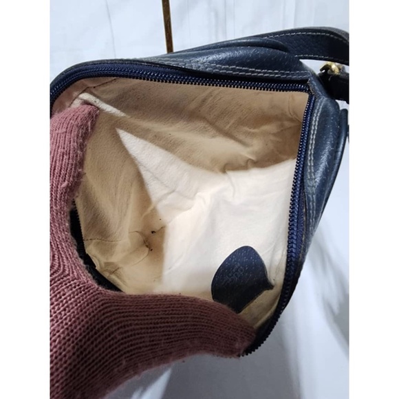 Gucci Black and White Crossbody Bag - Picture 13 of 15